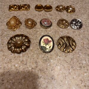 Costume Shoe Clips (top row) and scarf clips